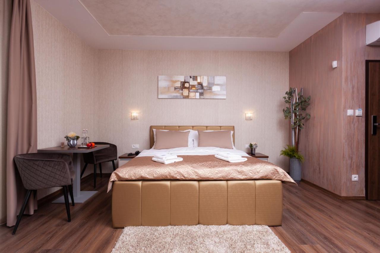 Villa Dunaj Dunajska Streda Luaran gambar
