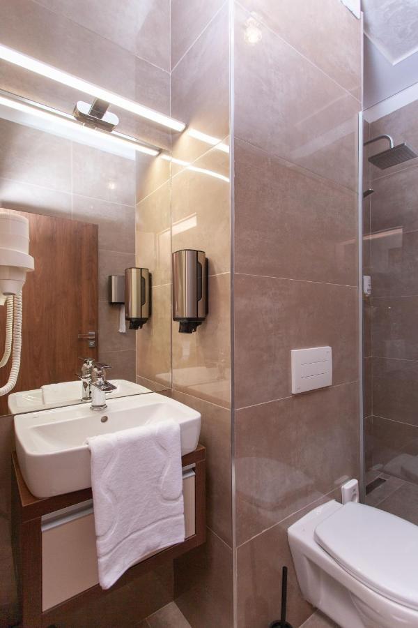 Villa Dunaj Dunajska Streda Luaran gambar