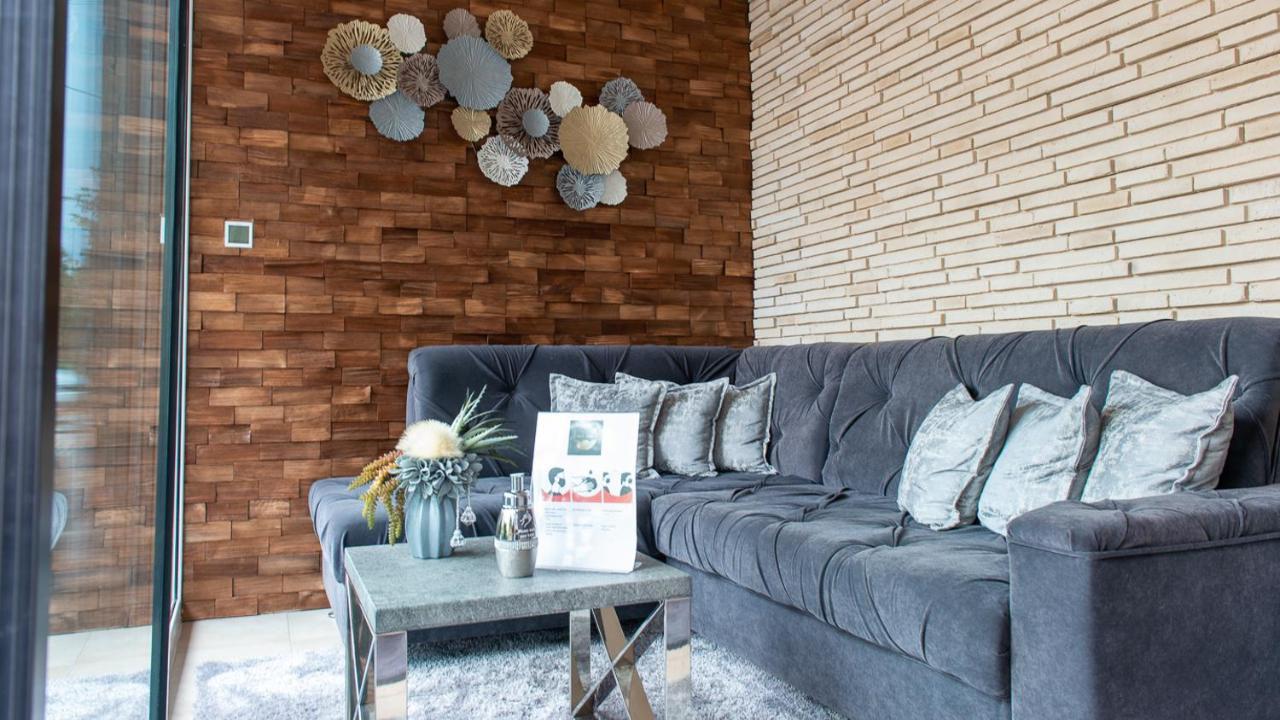 Villa Dunaj Dunajska Streda Luaran gambar