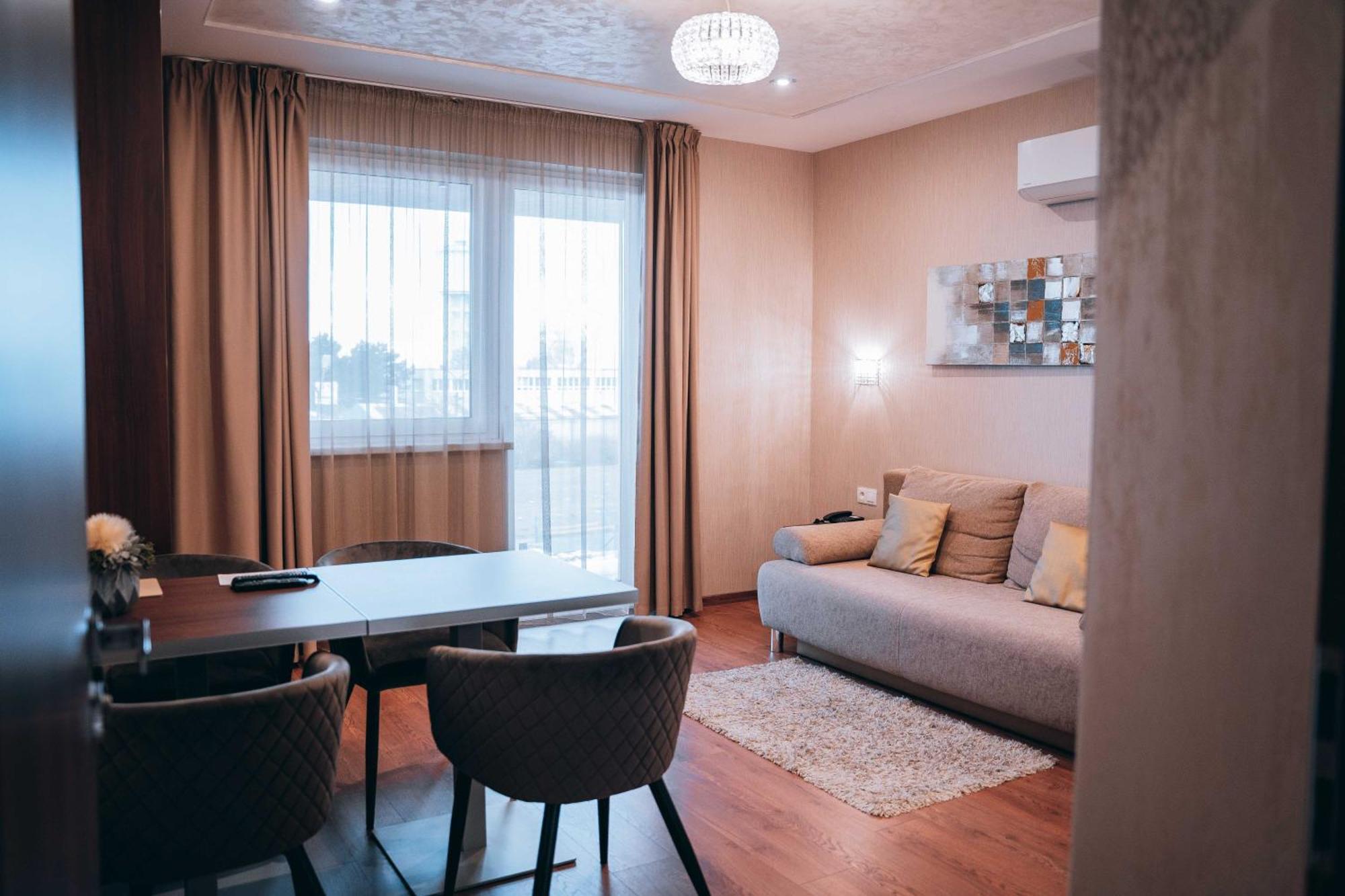 Villa Dunaj Dunajska Streda Luaran gambar